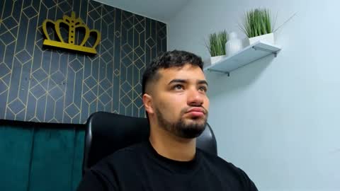 Snapshot of mathews_colton1 chatting on December 2, 2025, 11:37 am Mathews online show from December 2, 2025, 11:37 am