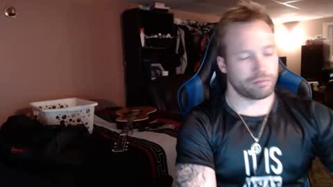 Snapshot of mathieu6606 chatting on January 23, 2025, 1:08 am Math online show from January 23, 2025, 1:08 am