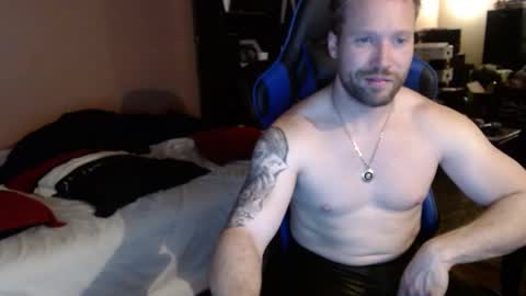 Snapshot of mathieu6606 chatting on January 30, 2025, 8:43 am Math online show from January 30, 2025, 8:43 am