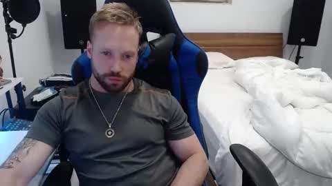 Snapshot of mathieu6606 chatting on February 28, 2026, 9:32 am Math online show from February 28, 2026, 9:32 am