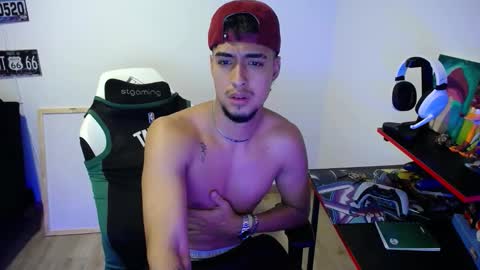 Snapshot of matias_bianco01 chatting on November 29, 2025, 3:53 am matias online show from November 29, 2025, 3:53 am