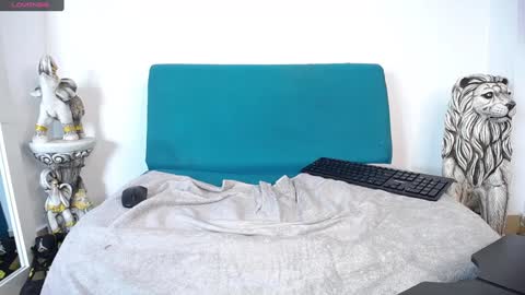  MATIAS COSTA  online show from December 13, 2024, 12:53 am