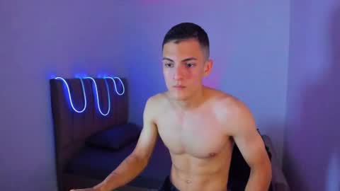 Snapshot of matiius18 chatting on July 18, 2026, 4:44 pm Matias online show from July 18, 2026, 4:44 pm
