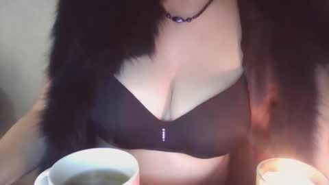 Snapshot of matilda_ua chatting on October 22, 2025, 8:52 pm matilda ua online show from October 22, 2025, 8:52 pm