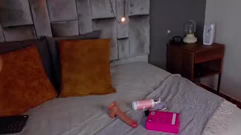 Snapshot of matildataylor__ chatting on July 8, 2026, 2:49 am Matilda online show from July 8, 2026, 2:49 am