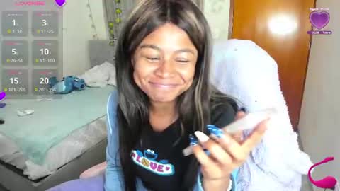 Snapshot of matilde27 chatting on July 14, 2026, 1:30 am Daniela online show from July 14, 2026, 1:30 am