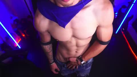 Snapshot of matiusdf chatting on November 7, 2025, 8:25 am matius online show from November 7, 2025, 8:25 am