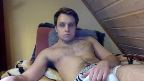 Snapshot of matko1492 chatting on February 19, 2026, 4:03 pm matko1492 online show from February 19, 2026, 4:03 pm