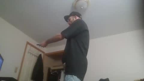 matt48195571828 online show from November 20, 2025, 10:59 am