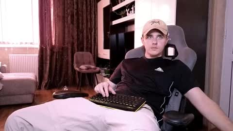 Matt online show from February 12, 2025, 12:33 pm