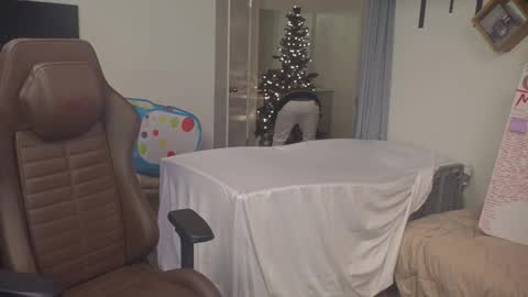 Matt Cash online show from December 4, 2025, 2:10 am