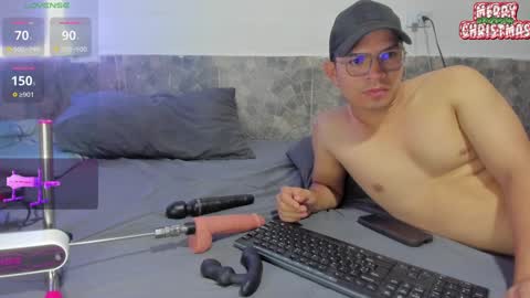 Snapshot of mattcoom chatting on December 28, 2024, 11:09 am Matt Coom Independent model online show from December 28, 2024, 11:09 am