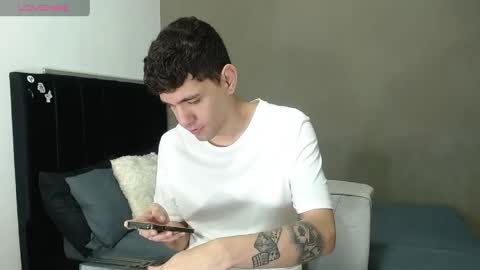 ---Matteo--- online show from April 29, 2026, 10:19 am