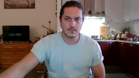 Snapshot of matteushh87 chatting on January 9, 2025, 8:13 am matteushh87 online show from January 9, 2025, 8:13 am