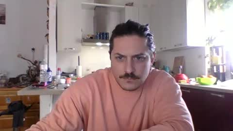 Snapshot of matteushh87 chatting on February 24, 2025, 8:38 am matteushh87 online show from February 24, 2025, 8:38 am