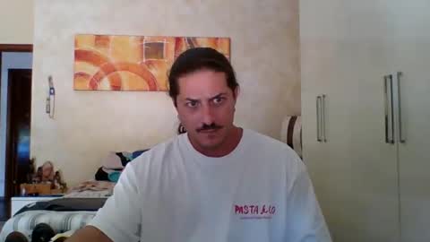 Snapshot of matteushh87 chatting on September 18, 2025, 10:17 am matteushh87 online show from September 18, 2025, 10:17 am