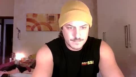 Snapshot of matteushh87 chatting on October 17, 2025, 8:28 am matteushh87 online show from October 17, 2025, 8:28 am