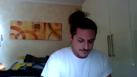 Snapshot of matteushh87 chatting on November 15, 2025, 9:50 am matteushh87 online show from November 15, 2025, 9:50 am