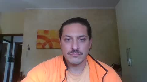 matteushh87 online show from April 14, 2026, 8:31 am