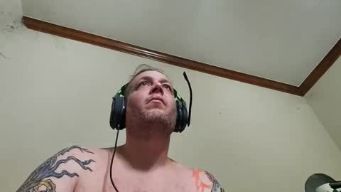 Mattmatt4401 online show from April 1, 2026, 5:30 am