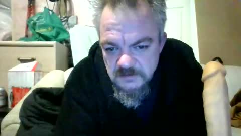 mattstanley424955 online show from February 19, 2026, 4:14 pm