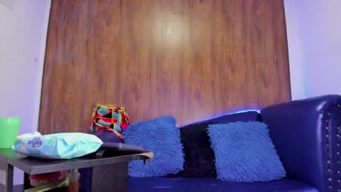 Snapshot of mature_beautiful chatting on January 25, 2025, 12:37 pm Lucy online show from January 25, 2025, 12:37 pm