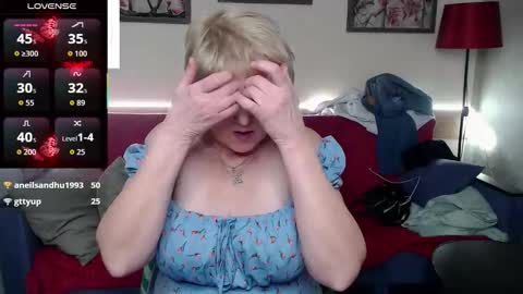 Lana online show from December 20, 2025, 1:07 pm