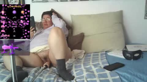 Snapshot of mature_couple_wild_2 chatting on February 17, 2025, 11:31 pm DominikFrank online show from February 17, 2025, 11:31 pm