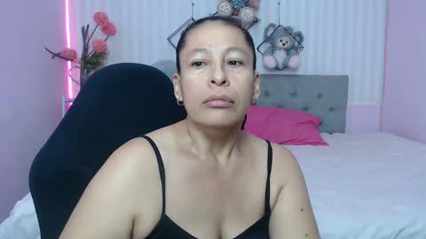 Martina online show from May 3, 2026, 11:05 am