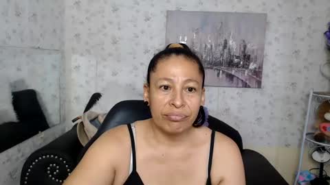 Martina online show from July 6, 2026, 9:28 pm