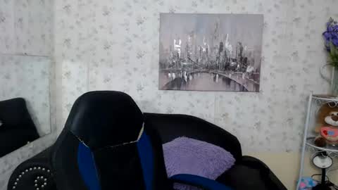 Martina online show from July 7, 2026, 7:23 am