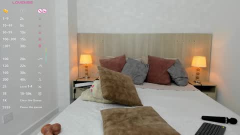 Vayolet Castro online show from September 11, 2025, 11:32 am