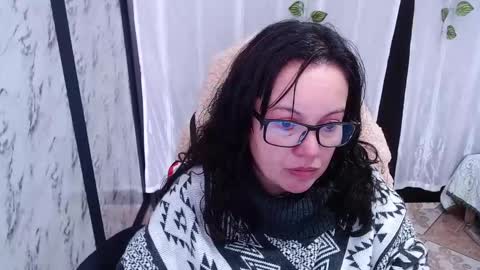 Snapshot of mature_wolf chatting on March 7, 2025, 3:39 pm Sonia online show from March 7, 2025, 3:39 pm