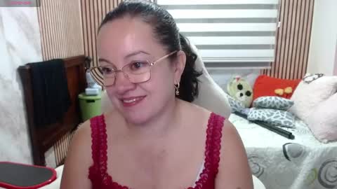 Snapshot of mature_wolf chatting on May 23, 2026, 5:17 pm Sonia online show from May 23, 2026, 5:17 pm