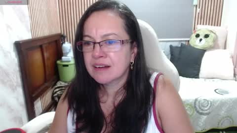 Snapshot of mature_wolf chatting on June 6, 2026, 9:30 pm Sonia online show from June 6, 2026, 9:30 pm