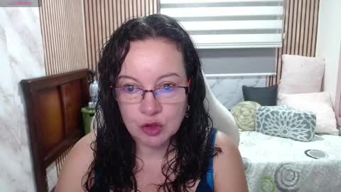 Snapshot of mature_wolf chatting on June 8, 2026, 1:11 pm Sonia online show from June 8, 2026, 1:11 pm