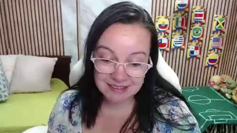 Snapshot of mature_wolf chatting on June 22, 2026, 9:23 pm Sonia online show from June 22, 2026, 9:23 pm