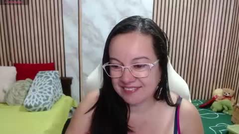 Snapshot of mature_wolf chatting on July 21, 2026, 7:49 pm Sonia online show from July 21, 2026, 7:49 pm