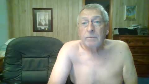 Snapshot of maturecouple1954 chatting on September 30, 2025, 11:37 am SXECPL55 at G mail Dot Com online show from September 30, 2025, 11:37 am