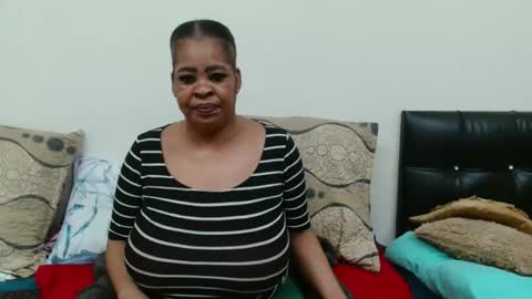 QUEEN online show from May 3, 2026, 1:17 pm