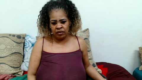 Snapshot of maturedbootyqueen chatting on July 5, 2026, 12:28 am QUEEN online show from July 5, 2026, 12:28 am