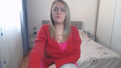 Snapshot of maturediana chatting on February 25, 2025, 10:26 am maturediana online show from February 25, 2025, 10:26 am