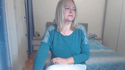 maturediana online show from May 2, 2026, 1:54 am