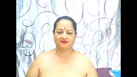 Snapshot of matureindian654u chatting on March 4, 2026, 6:14 pm matureindian654u online show from March 4, 2026, 6:14 pm
