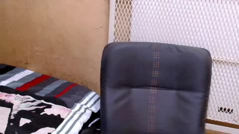 Snapshot of maturenesh chatting on June 15, 2026, 6:48 am maturenesh online show from June 15, 2026, 6:48 am