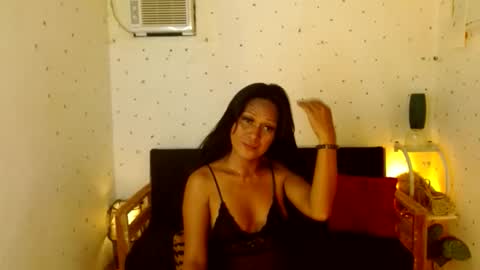 Snapshot of maturity_mommy_intown chatting on September 12, 2025, 11:04 pm maturity_mommy_intown online show from September 12, 2025, 11:04 pm