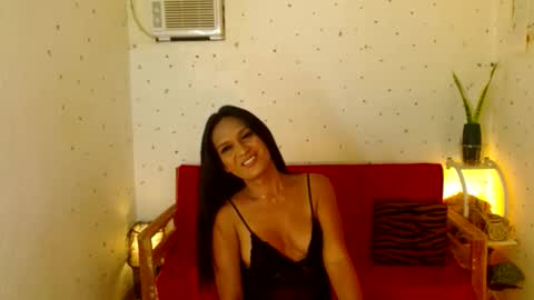 Snapshot of maturity_mommy_intown chatting on September 23, 2025, 9:23 am maturity_mommy_intown online show from September 23, 2025, 9:23 am