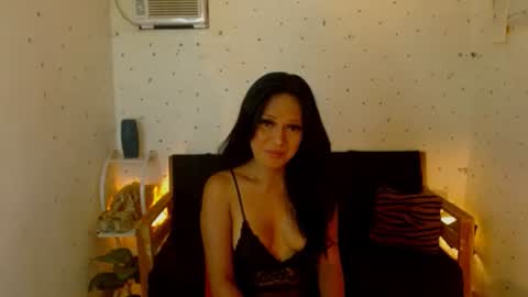 Snapshot of maturity_mommy_intown chatting on October 5, 2025, 7:56 pm maturity_mommy_intown online show from October 5, 2025, 7:56 pm