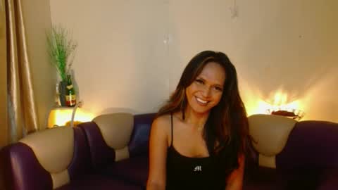 Snapshot of maturity_mommy_intown chatting on November 24, 2025, 6:07 pm maturity_mommy_intown online show from November 24, 2025, 6:07 pm