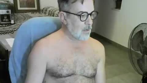 Snapshot of matxexo chatting on November 20, 2025, 6:40 pm matxexo online show from November 20, 2025, 6:40 pm